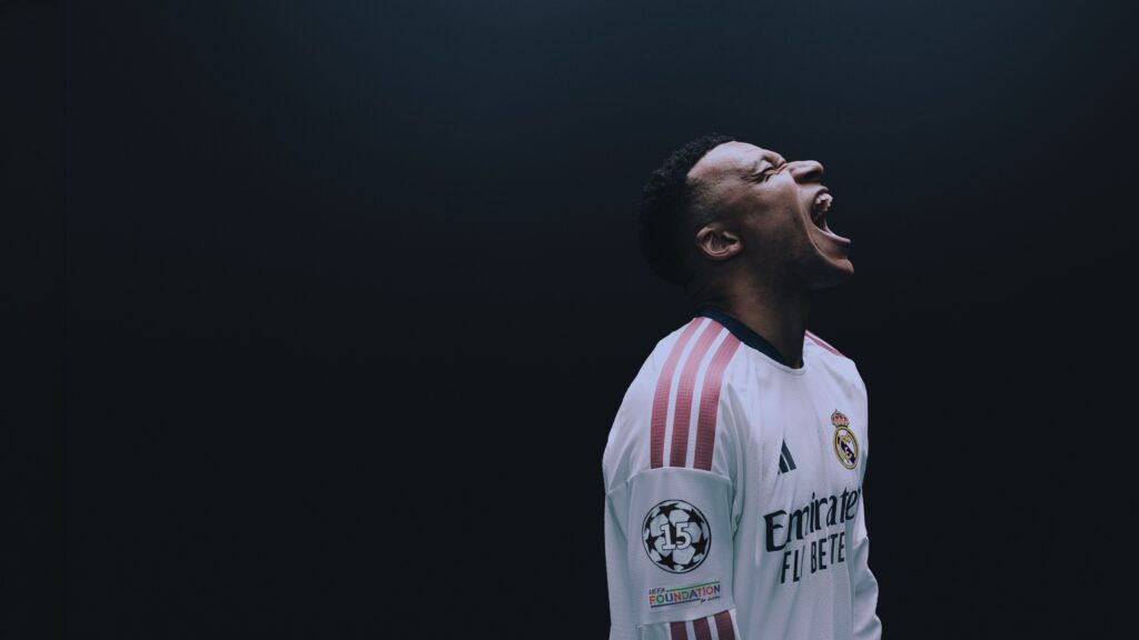 مراجعة EA SPORTS FC 27 هل تستحق أن تبدأ معها موسمًا جديدًا 3 233d438e1438fee7ba78db7860a8cdf097bb666b15878f07